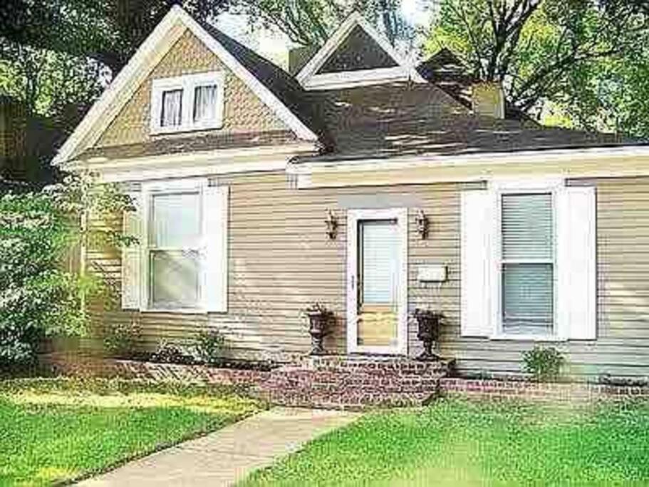 Large Historical Home W/ Fire Pit, Chef Kitchen. Memphis Exterior foto